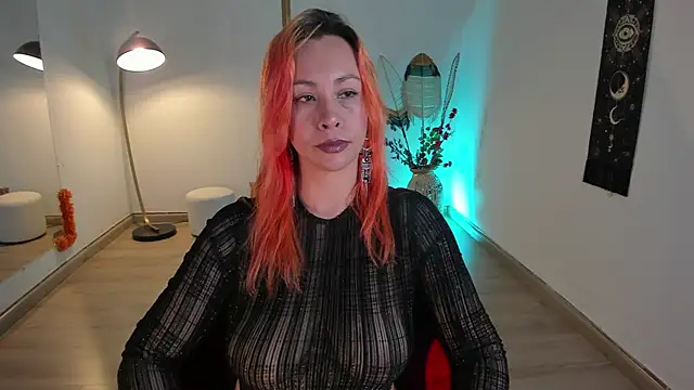 Snapshot of Kat_Art chatting on February 2, 8:41 pm Kat Art online show from February 2, 8:41 pm