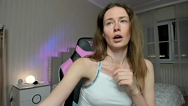 ooksiiii online show from March 16, 7:16 pm