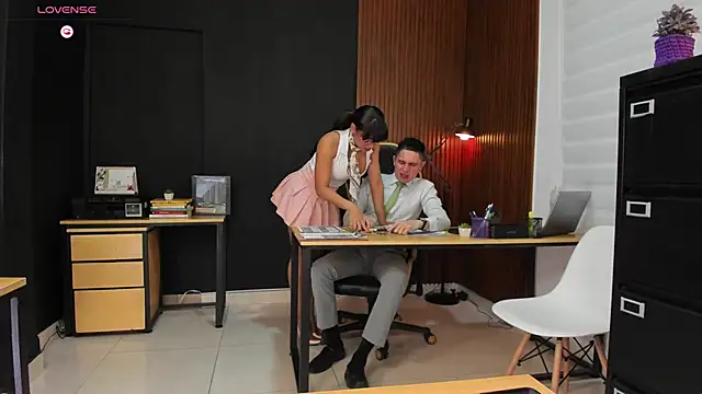 Office Naughty Girl online show from December 3, 8:44 pm