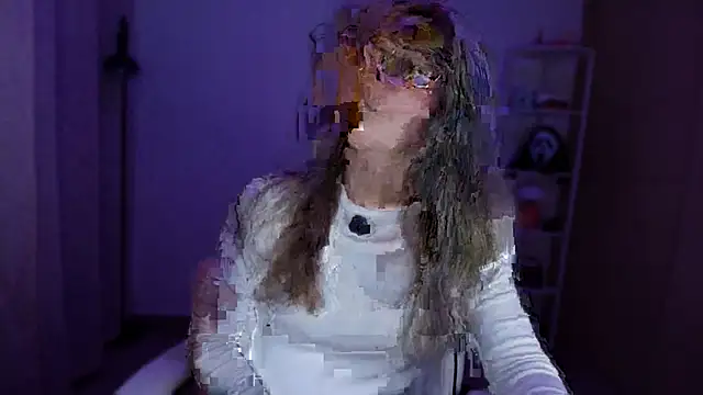 Dakotaa  online show from April 6, 2:07 am