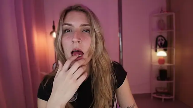 Dakotaa  online show from December 3, 4:35 am