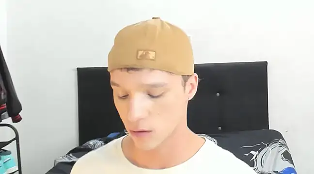 Snapshot of angelcortes chatting on January 16, 2:08 pm angelcortes online show from January 16, 2:08 pm