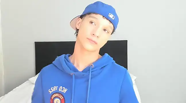 Snapshot of angelcortes chatting on March 4, 11:51 am angelcortes online show from March 4, 11:51 am