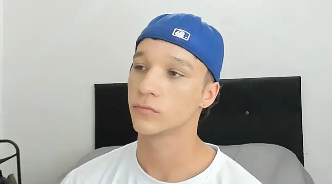 Snapshot of angelcortes chatting on December 30, 12:09 pm angelcortes online show from December 30, 12:09 pm