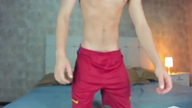 angelcortes online show from November 18, 1:03 pm