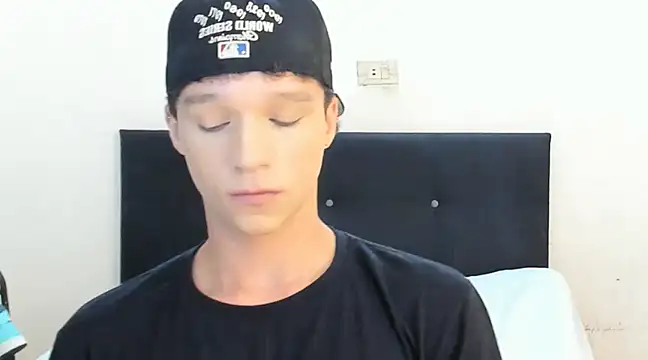 Snapshot of angelcortes chatting on January 25, 12:47 pm angelcortes online show from January 25, 12:47 pm