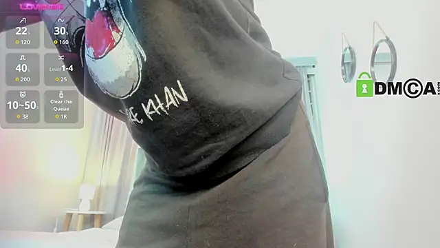 Snapshot of CoralineRicce_ chatting on November 4, 9:51 pm CoralineRicce online show from November 4, 9:51 pm