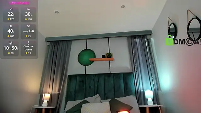 Snapshot of CoralineRicce_ chatting on November 6, 8:02 pm CoralineRicce online show from November 6, 8:02 pm