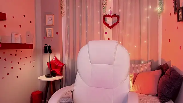 Snapshot of CoralineRicce_ chatting on March 7, 5:08 am CoralineRicce online show from March 7, 5:08 am