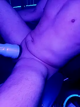 Snapshot of Funwithbrad1 chatting on December 14, 2:53 pm Funwithbrad1 online show from December 14, 2:53 pm