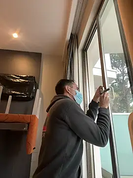 julian333 online show from March 17, 6:40 am