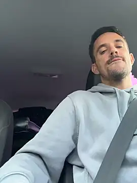 julian333 online show from March 18, 4:50 pm