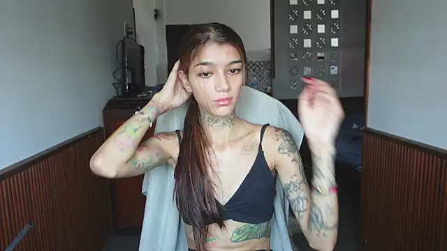 vinkitinkii online show from April 4, 4:30 am