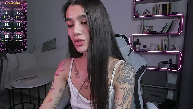 Snapshot of vinkitinkii chatting on March 19, 9:17 am vinkitinkii online show from March 19, 9:17 am