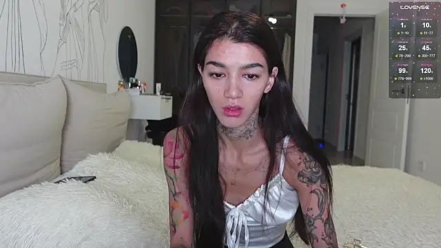 vinkitinkii online show from December 19, 7:00 am