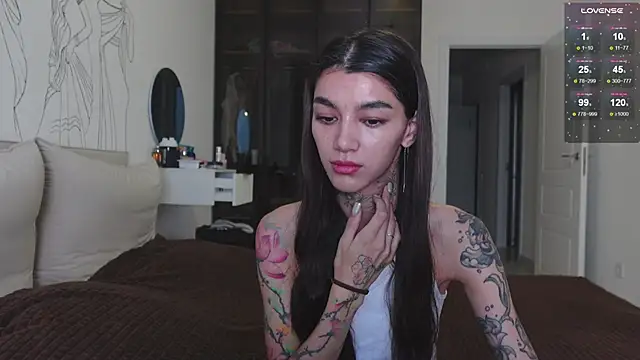 Snapshot of vinkitinkii chatting on October 26, 7:20 am vinkitinkii online show from October 26, 7:20 am