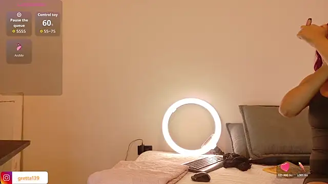  Gretta online show from November 17, 8:02 pm