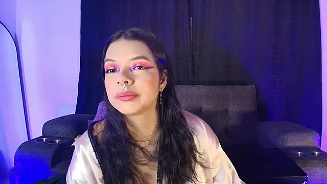 Snapshot of yungelitamor_ chatting on July 2, 5:35 am yungelitamor online show from July 2, 5:35 am