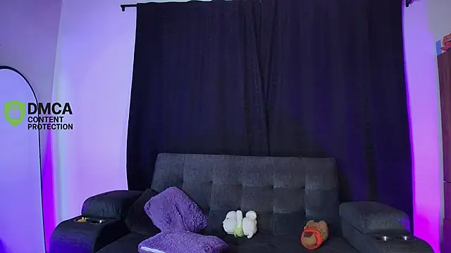 Snapshot of yungelitamor_ chatting on May 28, 5:26 am yungelitamor online show from May 28, 5:26 am