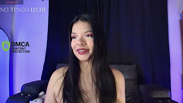 Snapshot of yungelitamor_ chatting on April 28, 5:34 am yungelitamor online show from April 28, 5:34 am
