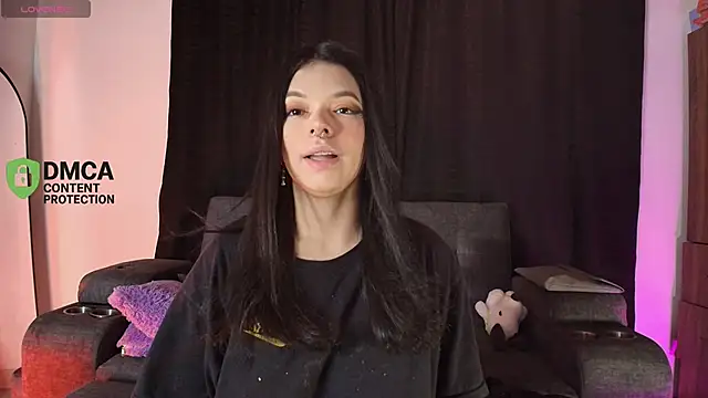 Snapshot of yungelitamor_ chatting on May 4, 5:44 am yungelitamor online show from May 4, 5:44 am
