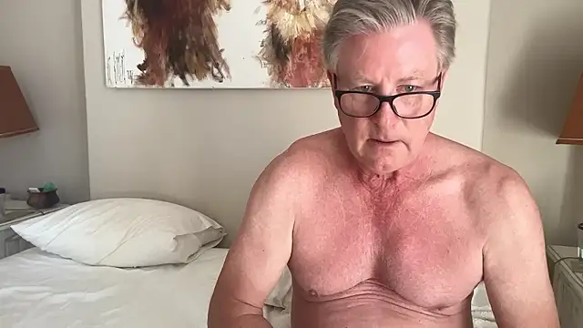 littleone01234 online show from October 3, 10:22 pm