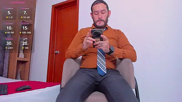 jeanpiere  online show from March 10, 3:10 am