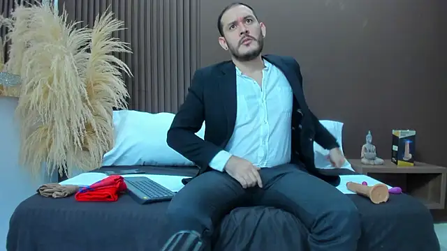 jeanpiere  online show from February 11, 2:33 am