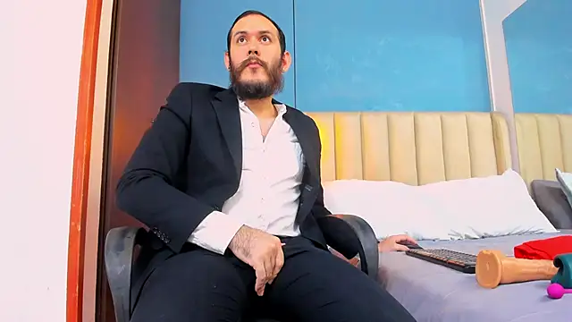 jeanpiere  online show from January 17, 2:48 am