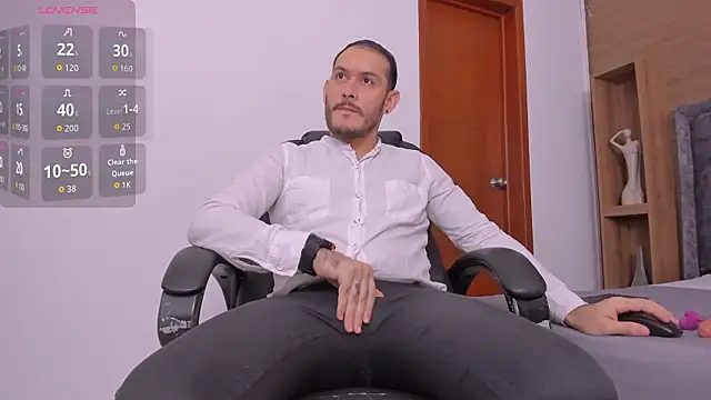 jeanpiere  online show from February 7, 3:03 am