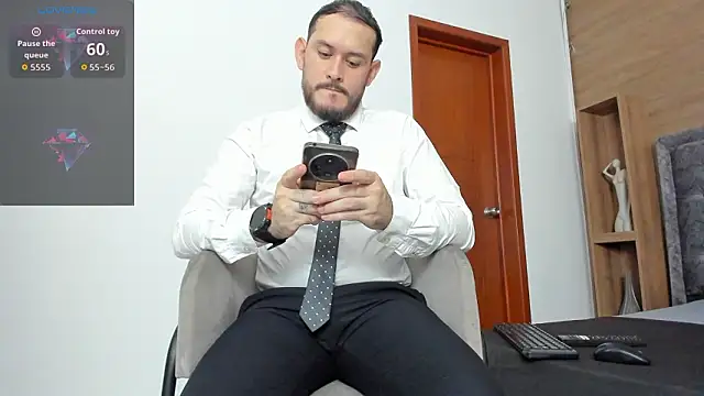 jeanpiere  online show from March 26, 3:05 am