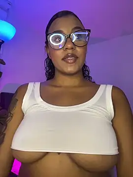 charlotteeruss online show from November 5, 3:42 am