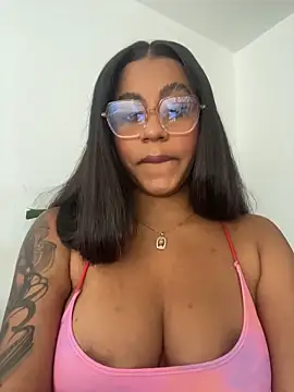 charlotteeruss online show from February 8, 4:48 pm