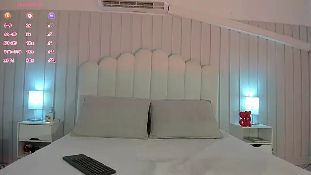 violett sex  online show from July 1, 2:39 pm