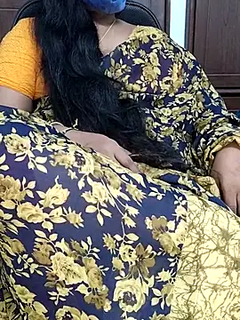 Snapshot of yours-kavaya chatting on September 18, 2:36 am yours-kavaya online show from September 18, 2:36 am