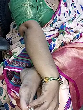 yours-kavaya online show from November 2, 4:17 am