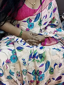 yours-kavaya online show from November 8, 2:15 am