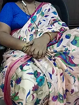 Snapshot of yours-kavaya chatting on September 12, 2:44 am yours-kavaya online show from September 12, 2:44 am