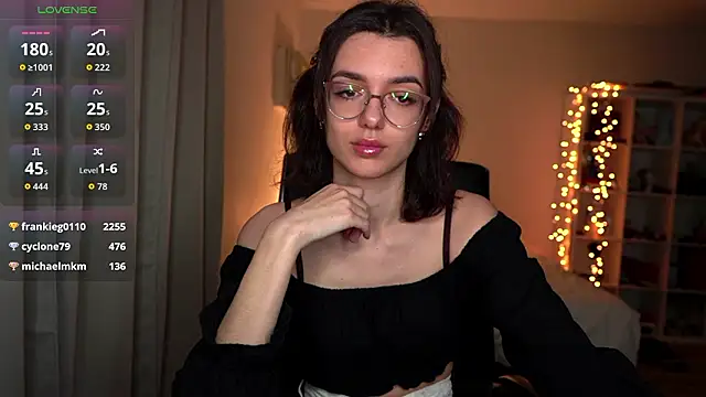 olivia jeas online show from February 11, 1:05 am