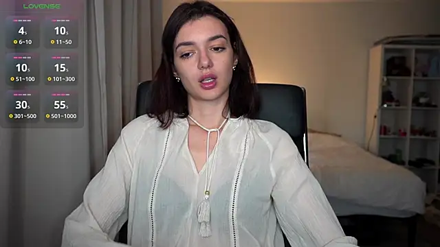 Snapshot of olivia_jeas chatting on November 11, 11:42 pm olivia jeas online show from November 11, 11:42 pm