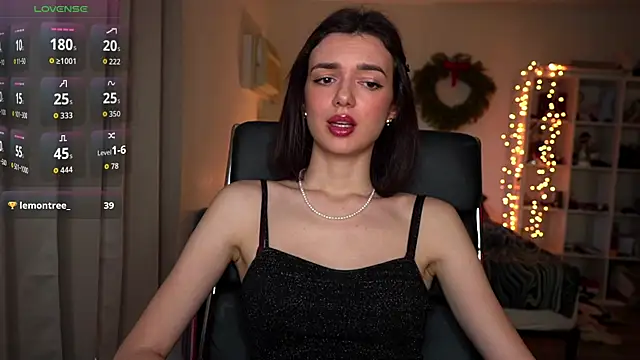 olivia jeas online show from January 7, 11:32 pm