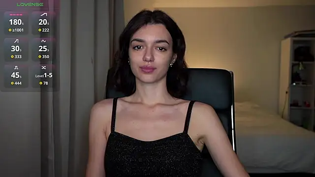 Snapshot of olivia_jeas chatting on November 14, 11:19 pm olivia jeas online show from November 14, 11:19 pm