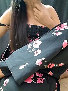 Snapshot of Roshni_98 chatting on October 8, 5:31 am Roshni 98 online show from October 8, 5:31 am