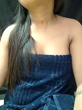 Snapshot of Roshni_98 chatting on October 14, 6:25 am Roshni 98 online show from October 14, 6:25 am