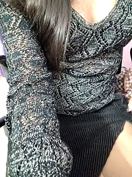 Snapshot of Roshni_98 chatting on November 8, 8:12 pm Roshni 98 online show from November 8, 8:12 pm