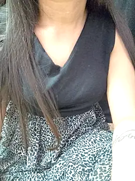 Snapshot of Roshni_98 chatting on September 22, 5:52 pm Roshni 98 online show from September 22, 5:52 pm