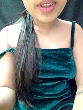 Snapshot of Roshni_98 chatting on November 14, 6:50 am Roshni 98 online show from November 14, 6:50 am