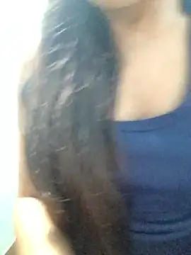 Snapshot of Roshni_98 chatting on September 15, 5:35 pm Roshni 98 online show from September 15, 5:35 pm