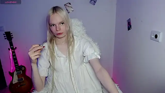 Emily Nyaffee online show from January 15, 10:29 am