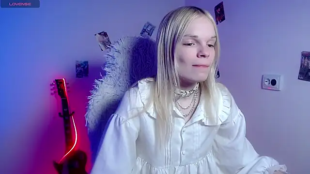 Emily Nyaffee online show from March 22, 1:45 pm